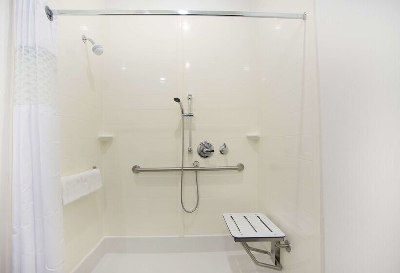 فندق Hampton Inn & Suites Stillwater West