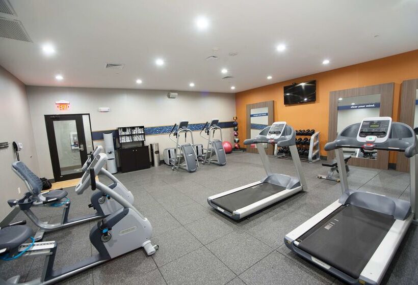 فندق Hampton Inn & Suites Stillwater West