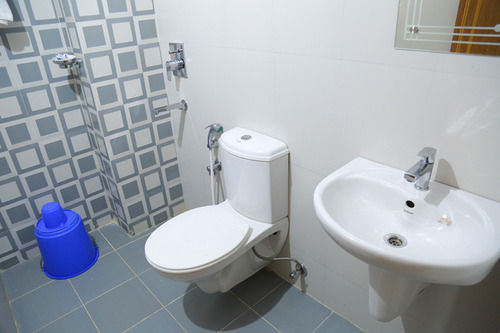 فندق Hare Krishna Inn