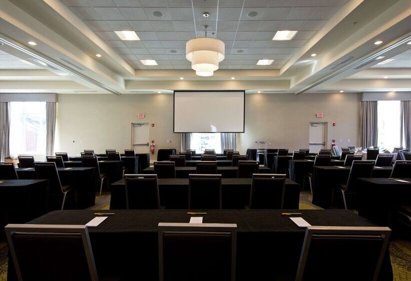 فندق Hilton Garden Inn Martinsburg