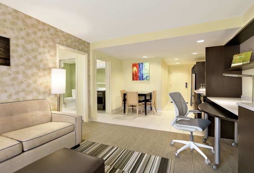 בית מלון כפרי Home2 Suites By Hilton Fort St. John