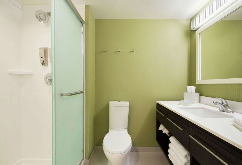 בית מלון כפרי Home2 Suites By Hilton Fort St. John