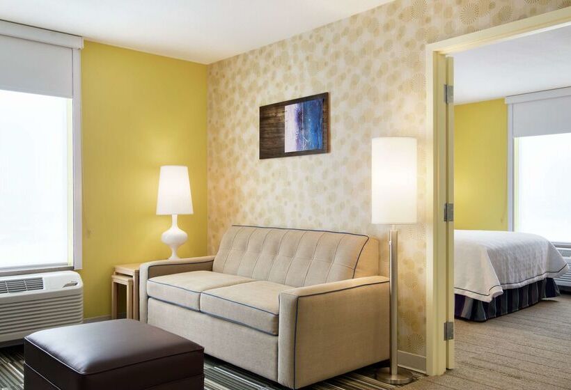 فندق Home2 Suites By Hilton Fort St. John