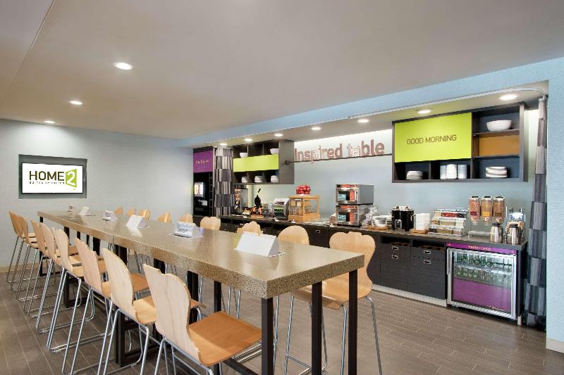 בית מלון כפרי Home2 Suites By Hilton Fort St. John