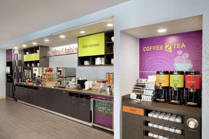 בית מלון כפרי Home2 Suites By Hilton Fort St. John