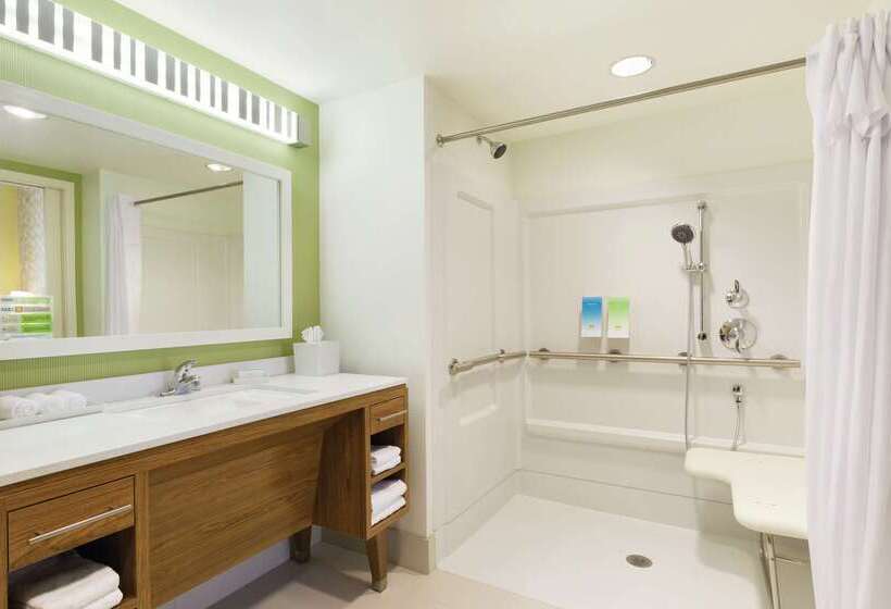 Отель Home2 Suites By Hilton La Crosse