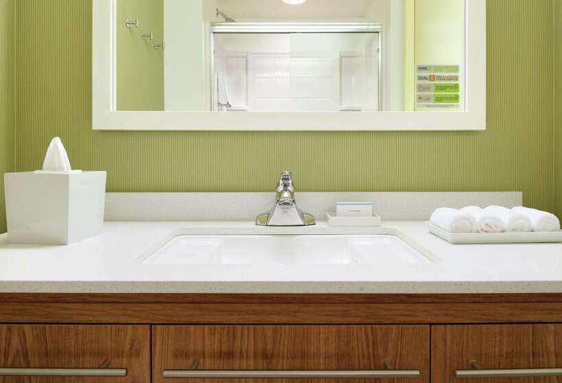 Отель Home2 Suites By Hilton La Crosse