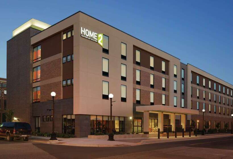 هتل Home2 Suites By Hilton La Crosse
