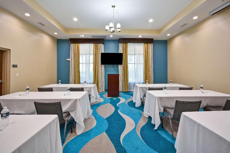 هتل Homewood Suites By Hilton Galveston