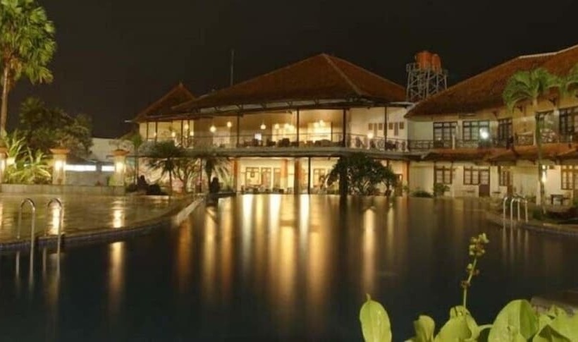 Отель Horison Tirta Sanita Kuningan