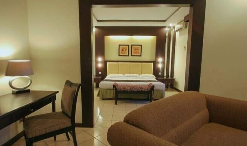 Отель Horison Tirta Sanita Kuningan