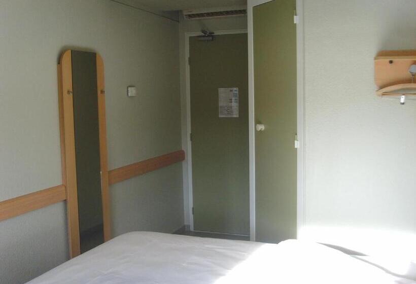 בית מלון כפרי Ibis Budget L'isle Adam