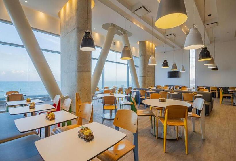 ホテル Ibis Cartagena Marbella