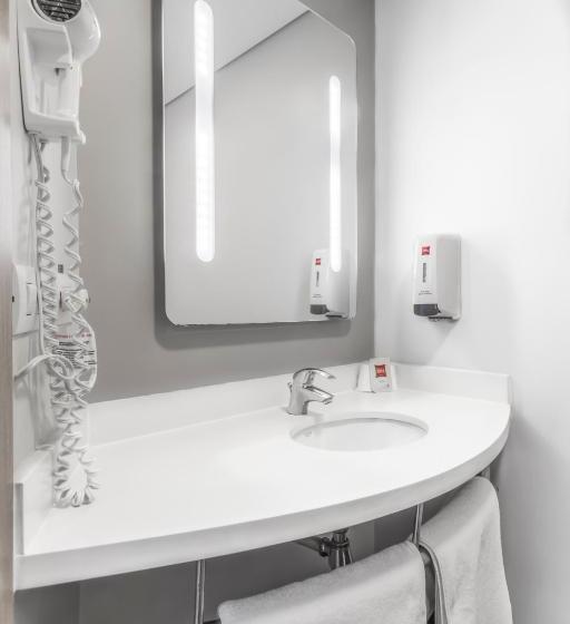 ホテル Ibis Cartagena Marbella