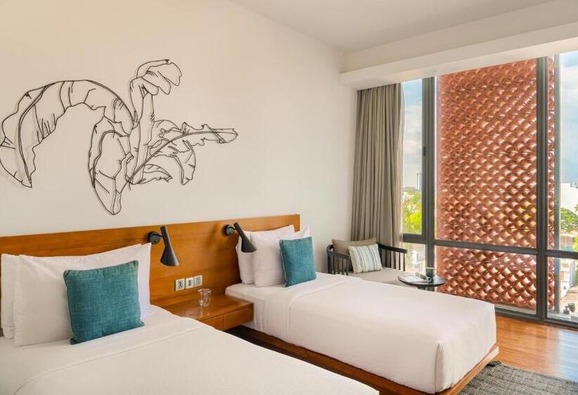 호텔 Jetwing Colombo Seven