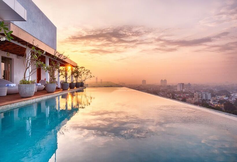 호텔 Jetwing Colombo Seven