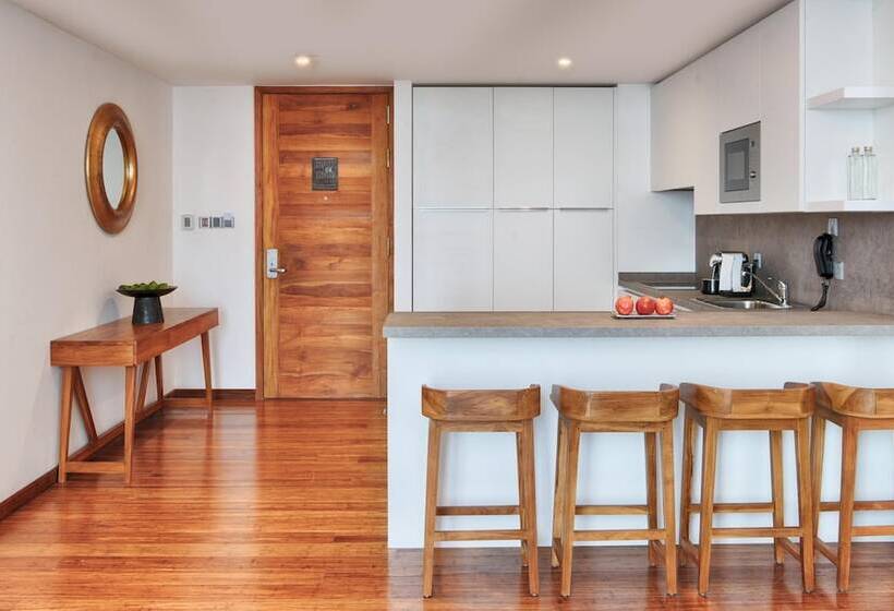 호텔 Jetwing Colombo Seven