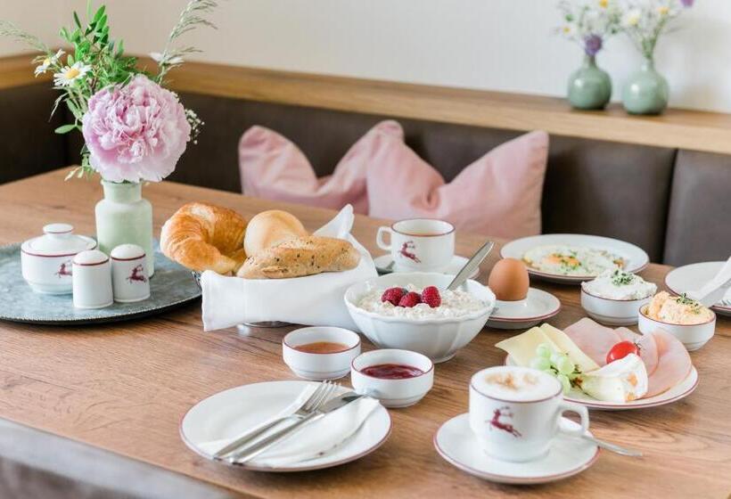 هتل Landhaus Steiner