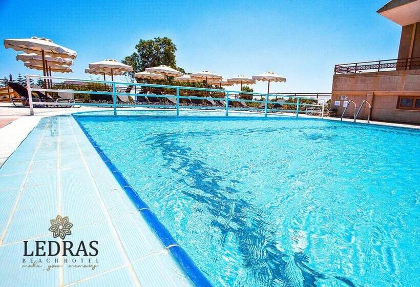 Отель Ledras Beach