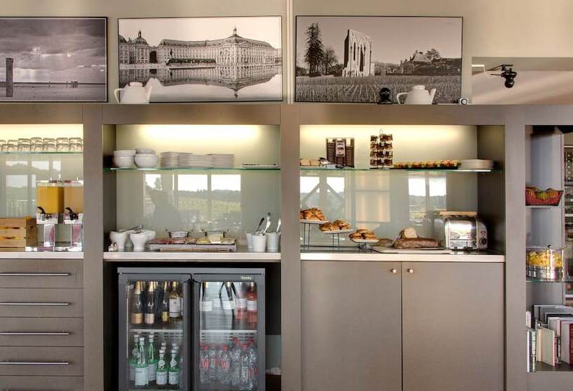 ホテル Les Secrets Château Pey La Tour   Logis Hôtels & Restaurant