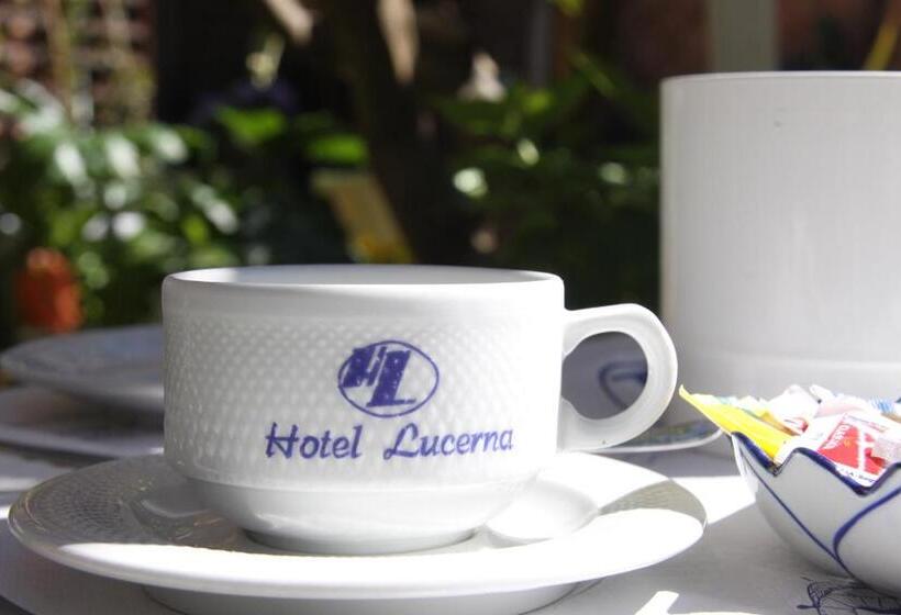 هتل Lucerna