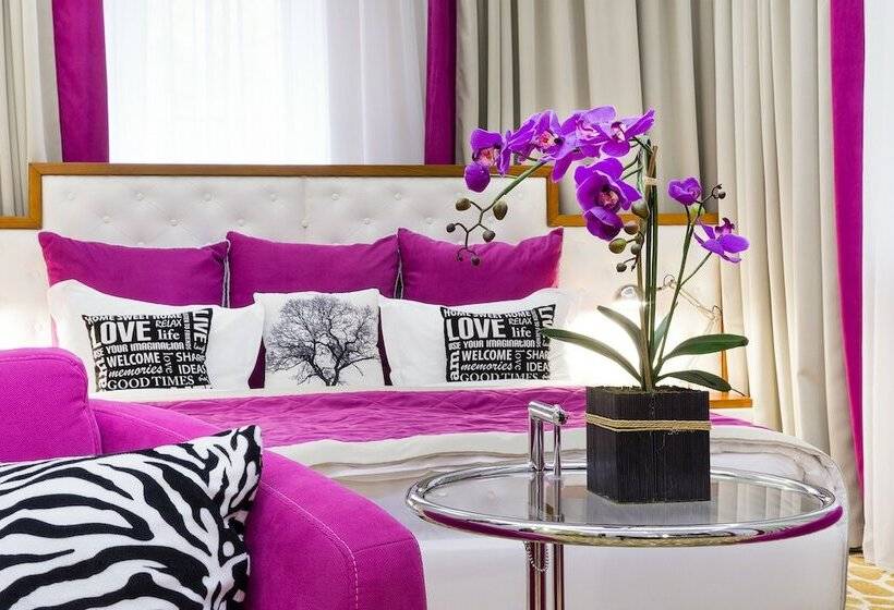 هتل Mirax Sapphire Boutique