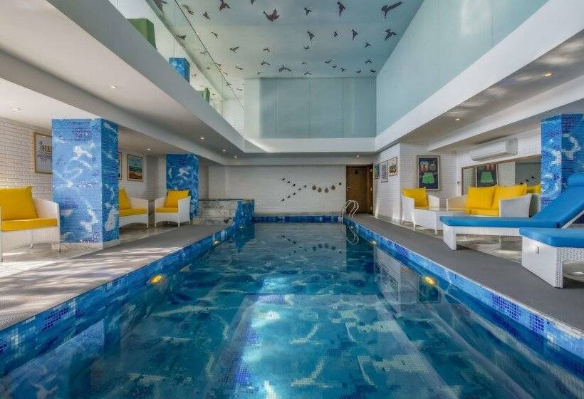 Mosaic Hotel Mussoorie Mallroad