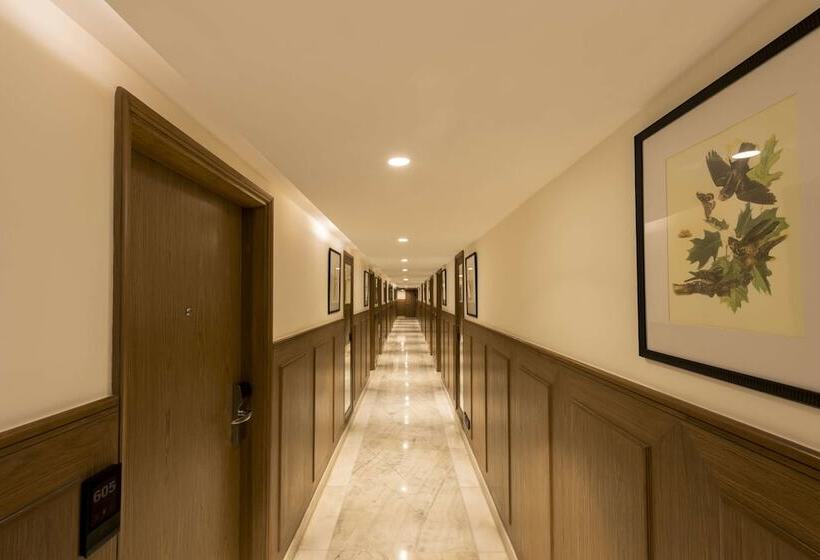 Mosaic Hotel Mussoorie Mallroad