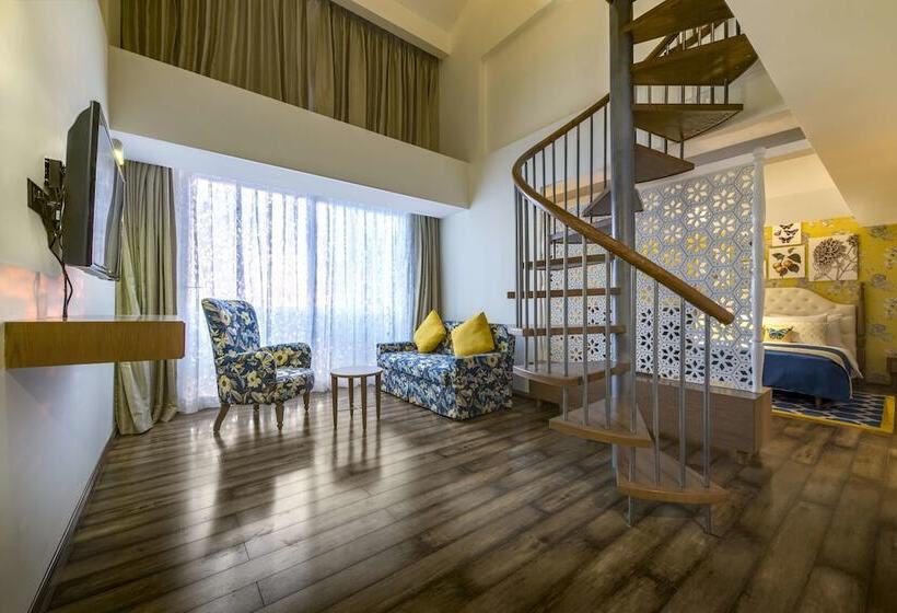 Mosaic Hotel Mussoorie Mallroad