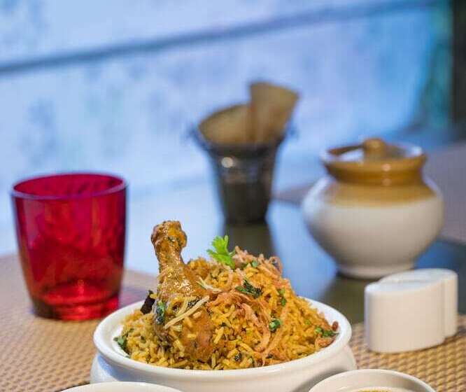 Mosaic Hotel Mussoorie Mallroad