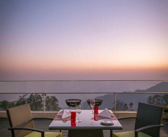 Mosaic Hotel Mussoorie Mallroad