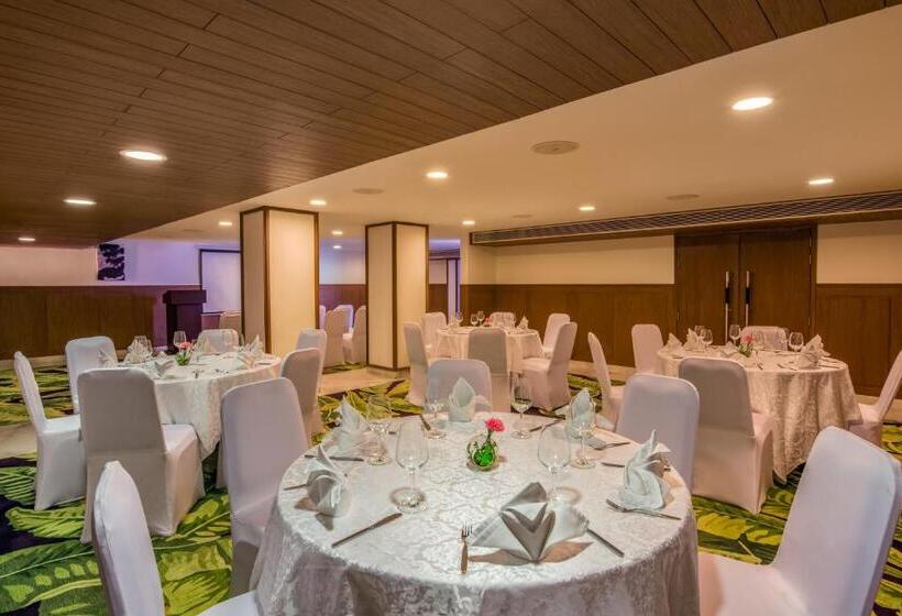 Mosaic Hotel Mussoorie Mallroad