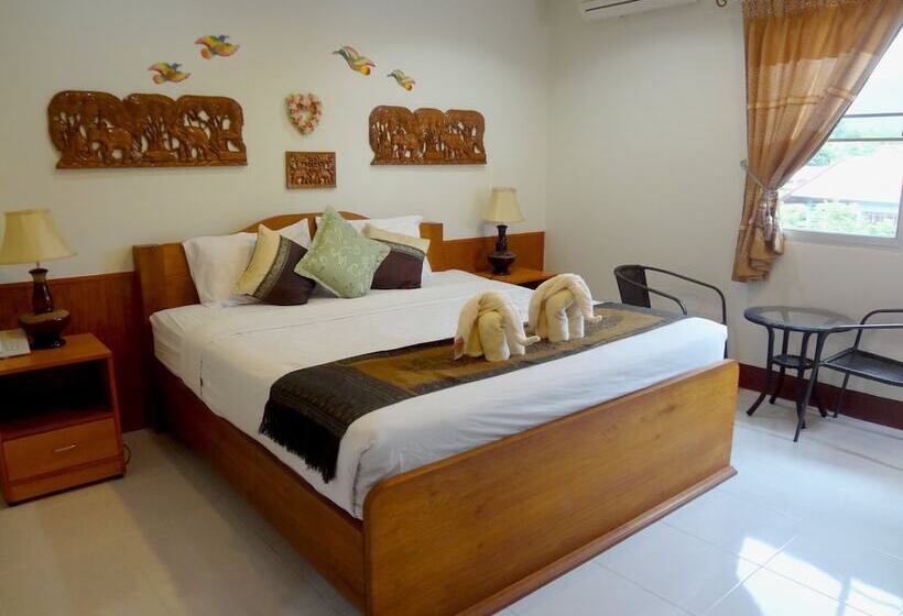 בית מלון כפרי Ngamta