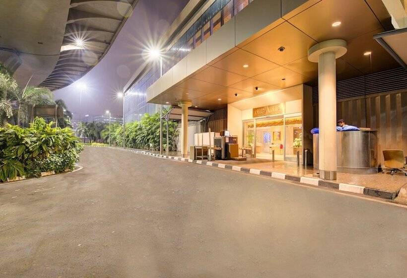 Niranta Transit Hotel Mumbai Airport   At Arrivals