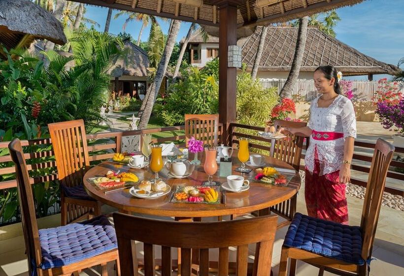 فندق Palm Garden Amed Beach & Spa Resort Bali