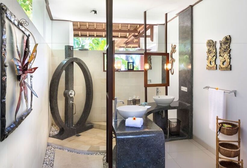 호텔 Palm Garden Amed Beach & Spa Resort Bali
