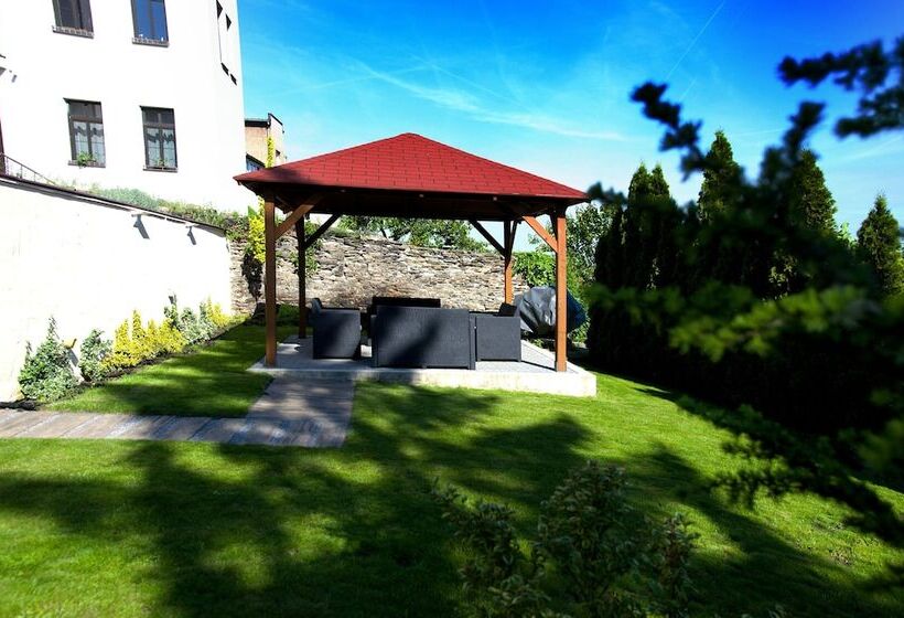 酒店 Pension Falconi