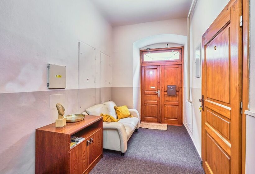 هتل Penzion Weber