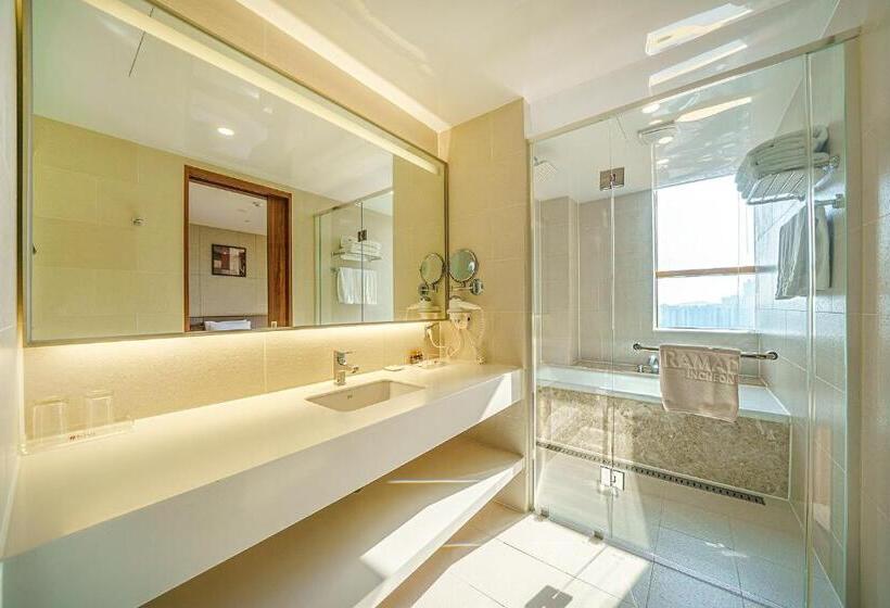 Hotel Ramada By Wyndham Incheon