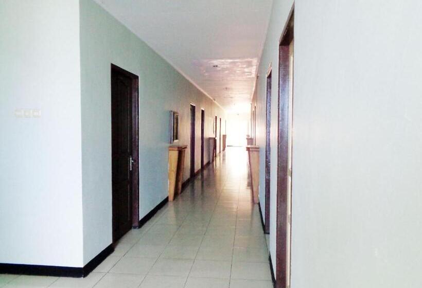 酒店 Reddoorz Syariah At Grand Taufiq Tarakan