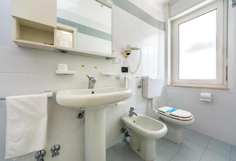 בית מלון כפרי Smeraldo