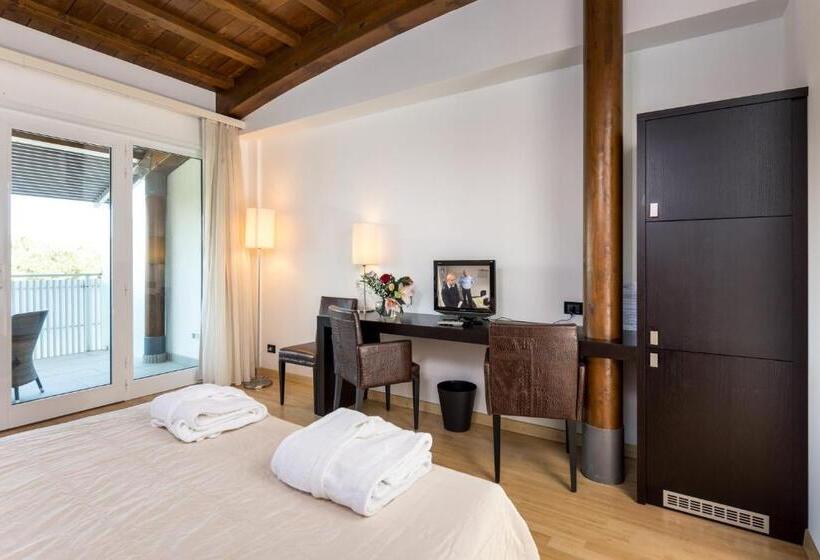 בית מלון כפרי Smeraldo