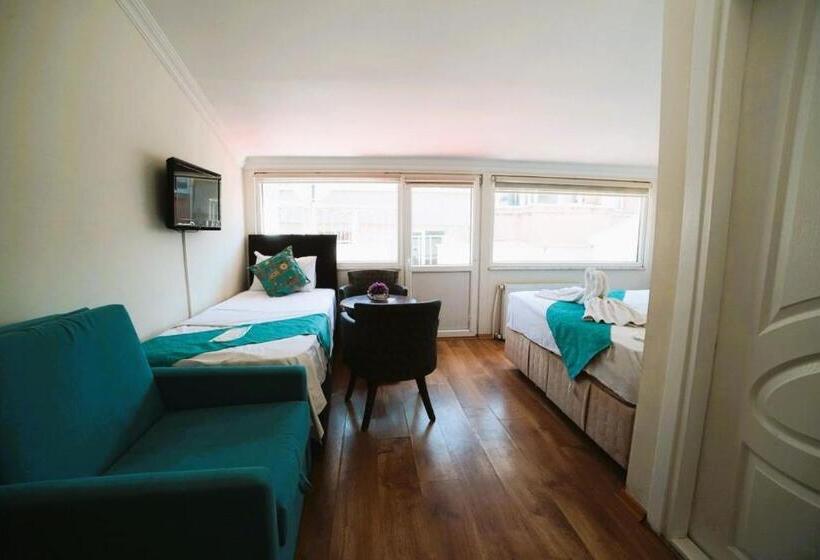 ホテル Taksim Trust