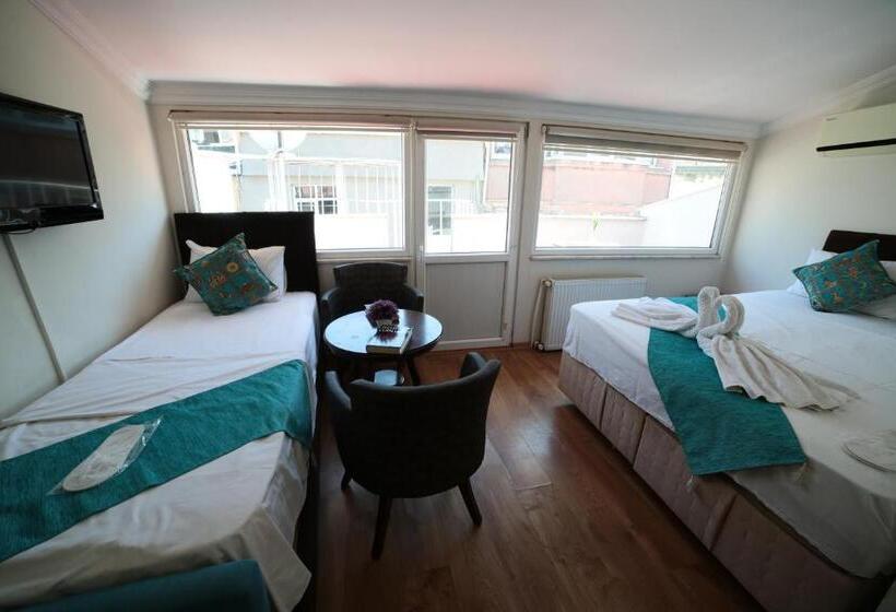 ホテル Taksim Trust