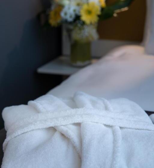 Tav Airport Hotel Izmir