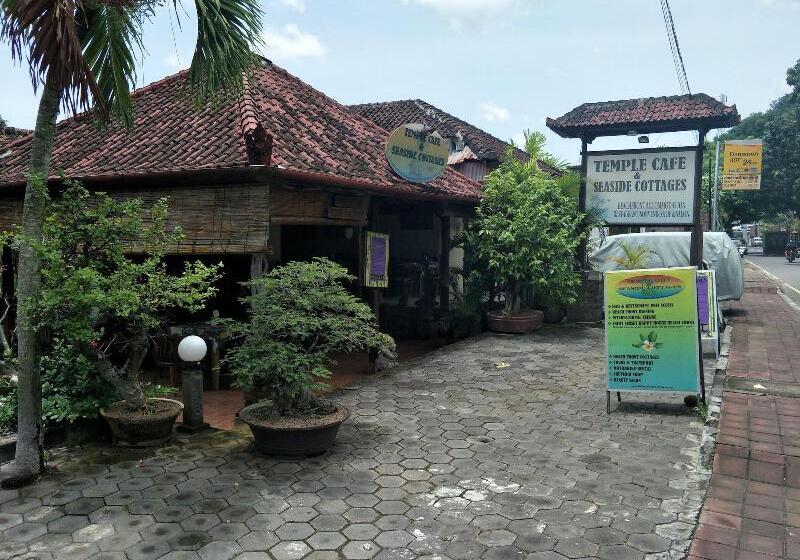 בית מלון כפרי Temple Cafe & Seaside Cottages