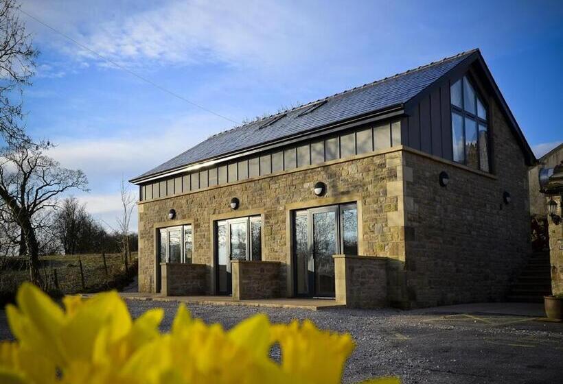 ホテル 3 Millstones Inn