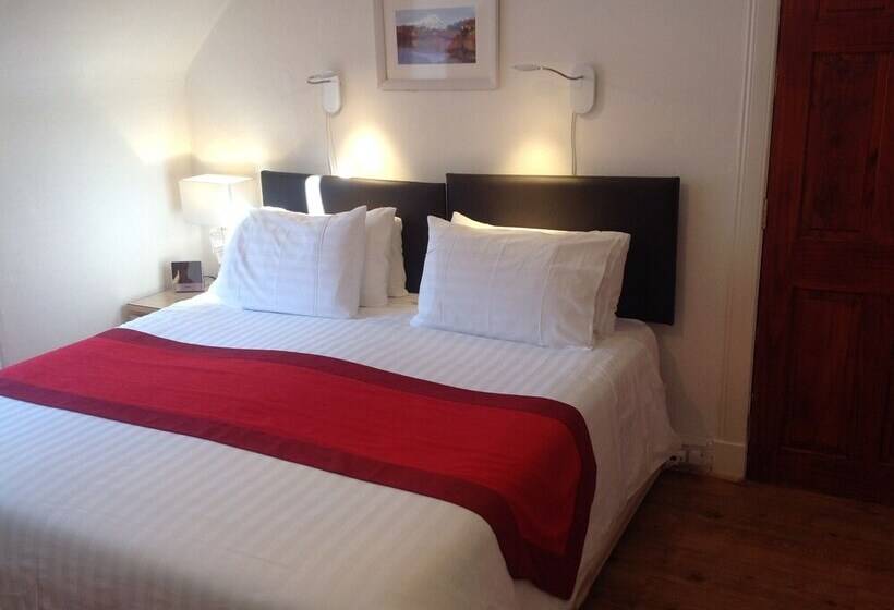 酒店 The Golden Larches