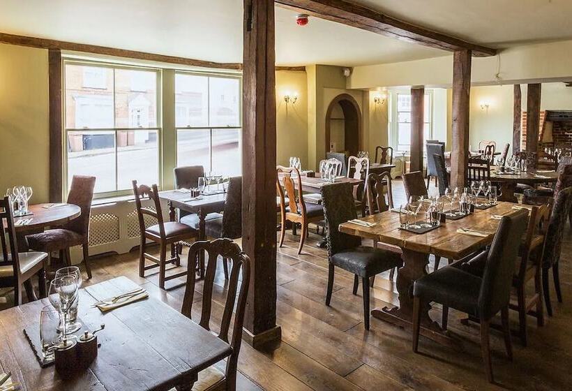 فندق The Harvard Inn