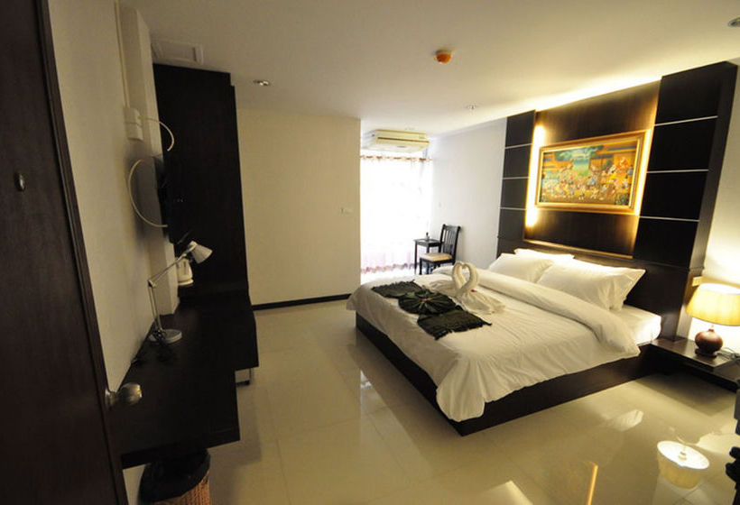 Отель The Next Grand